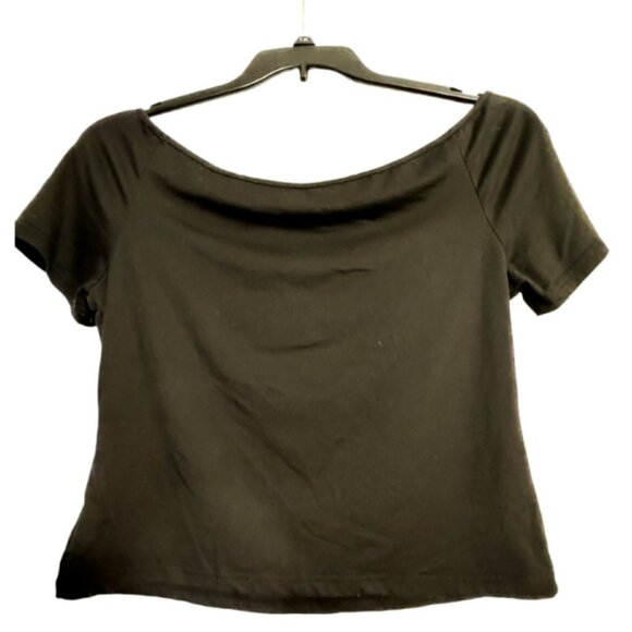 ROMWE Black Off Shoulder Star Print Top Size XL | Y2K Grunge Graphic Tee - Picture 3 of 4